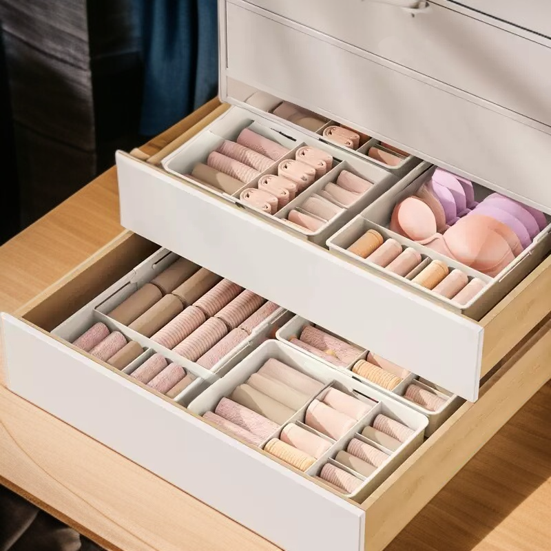 辦公桌抽屜使用收納盒整理小物