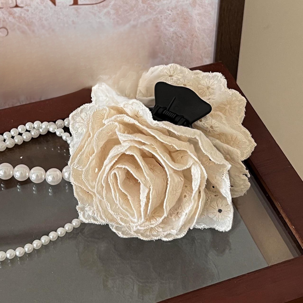 甜美蕾絲花邊花朵盤髮抓夾