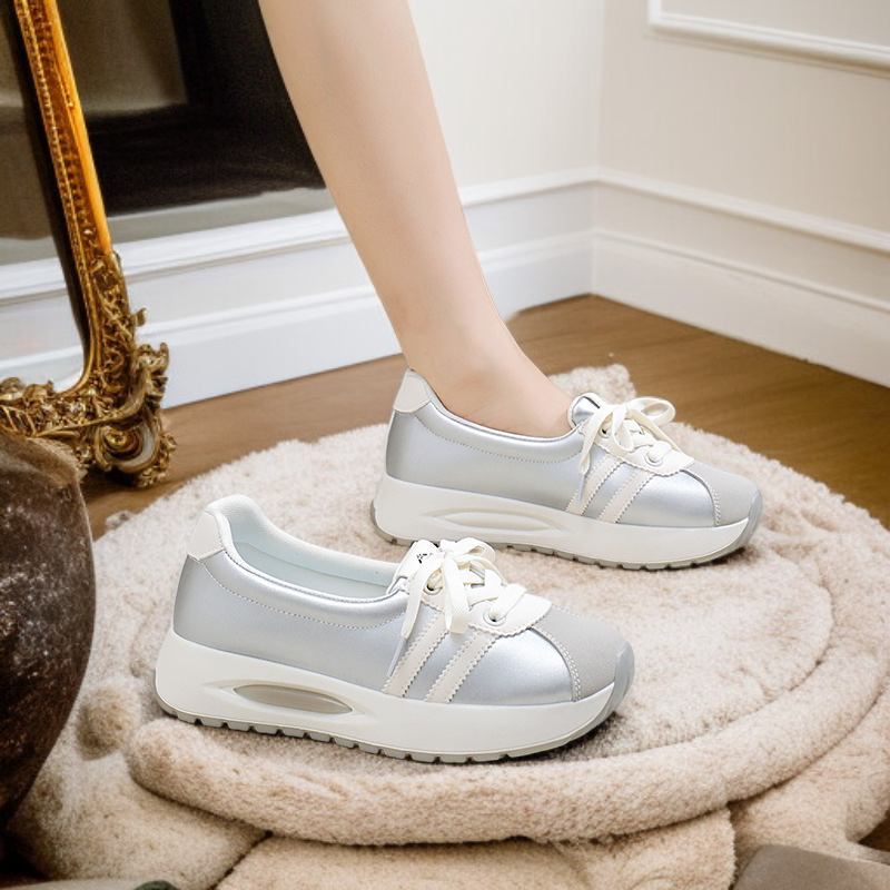 レディース ポップスシューズ レディース 通気性の高さの増加するスニーカー ローファー 学生用スニーカー