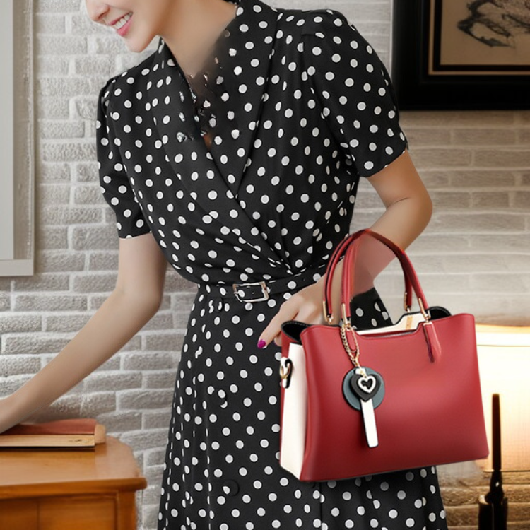  حقيبة توت نسائية أنيقة 