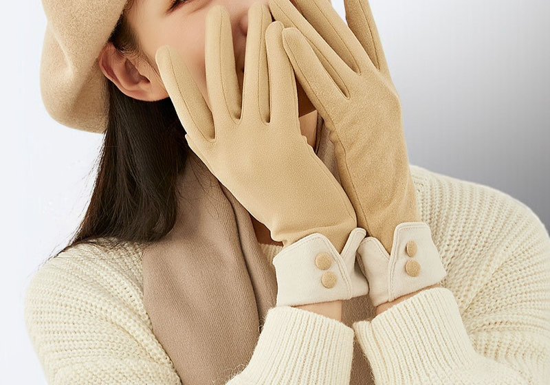 다양한 컬러의 여성 두꺼운 보온 장갑