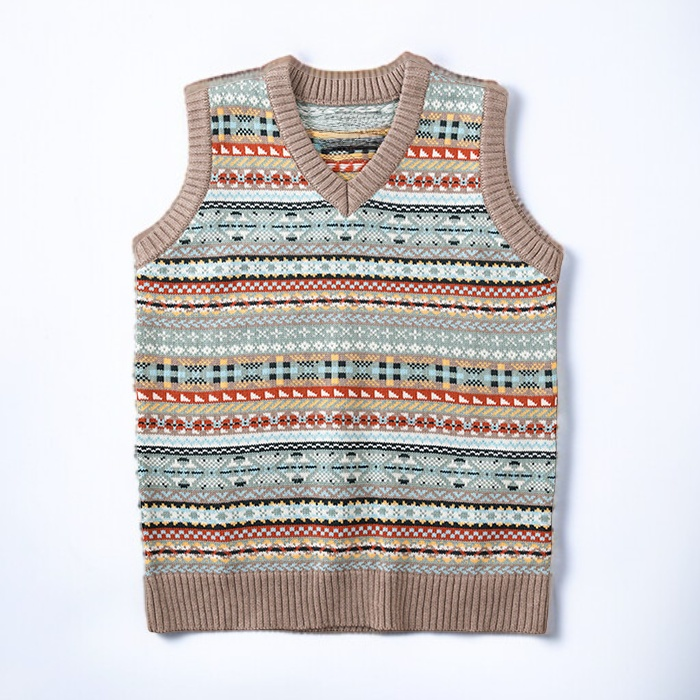 سترة صوفية بياقة على شكل حرف V مصنوعة من مزيج الصوف