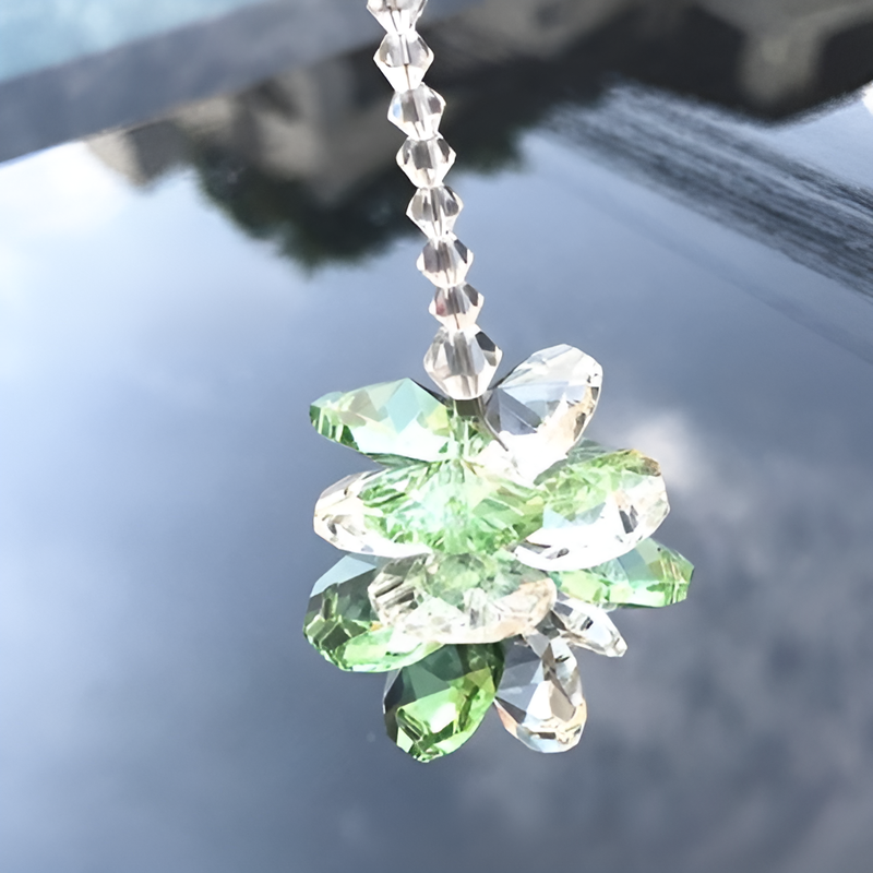 행잉 크리스탈 참