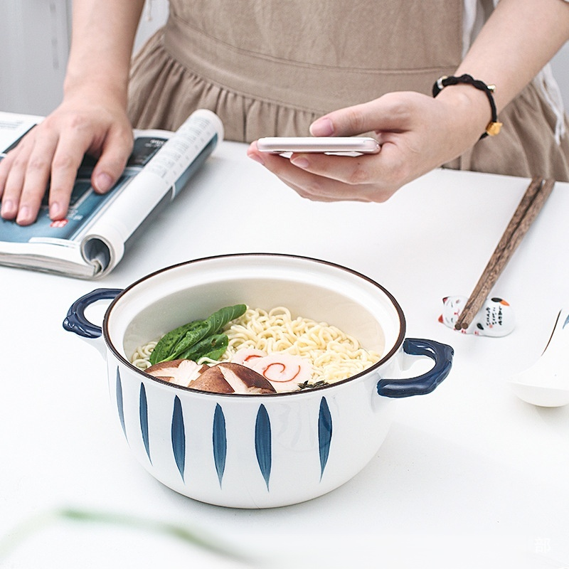 뚜껑이 있는 도자기 수프볼 세트