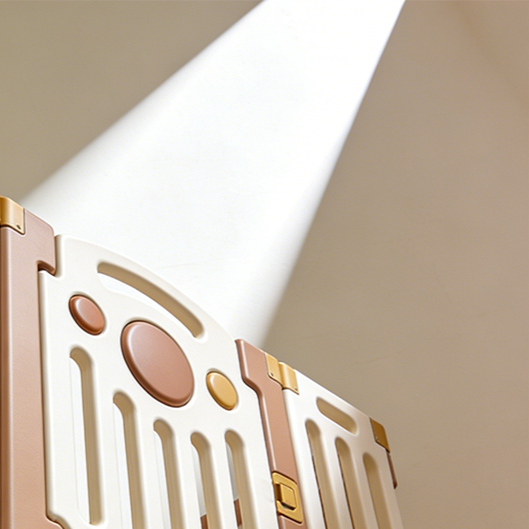 Easy-to-assemble baby safety fence for home use
