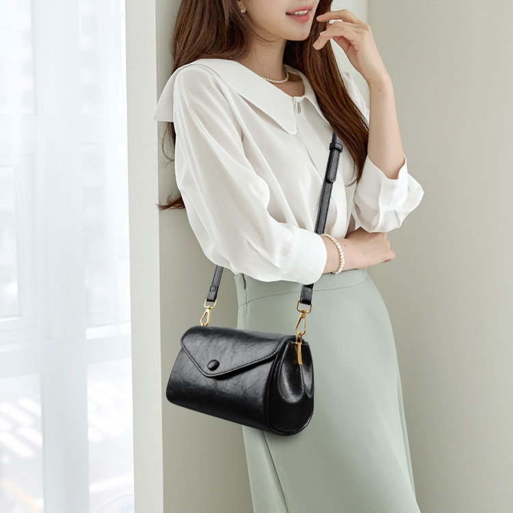 多層隔層柔軟皮革風琴斜挎包