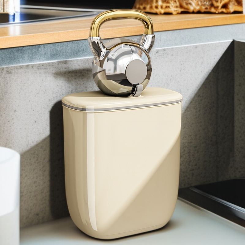 벽걸이형 뚜껑있는 휴지통