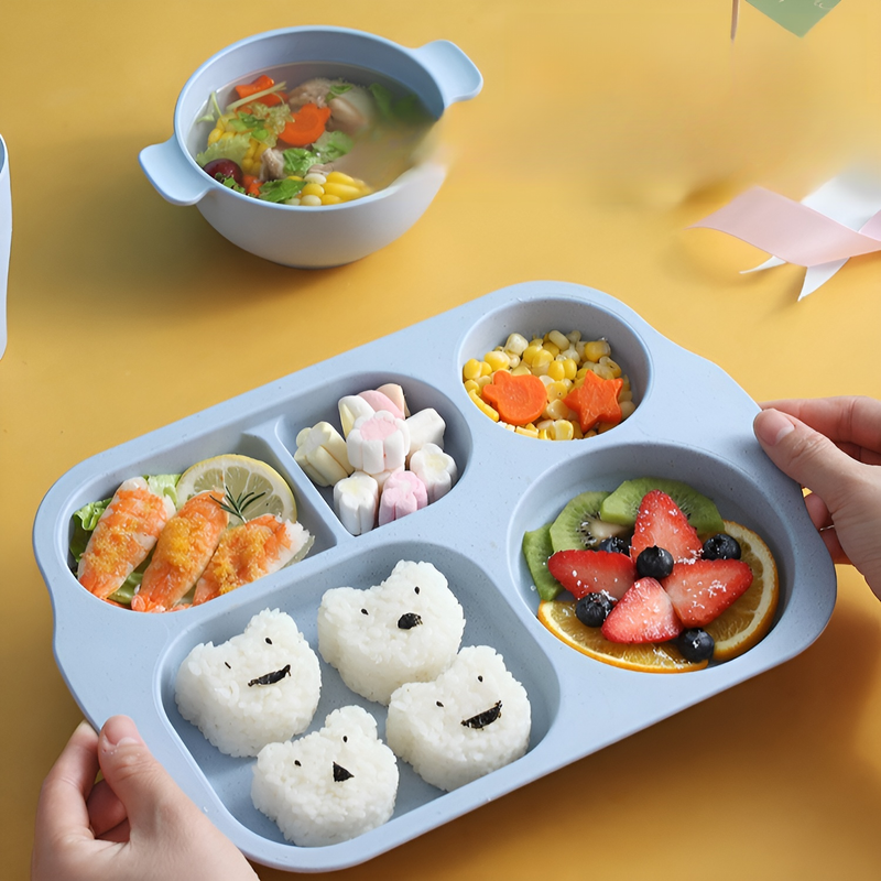 Divided straw tableware