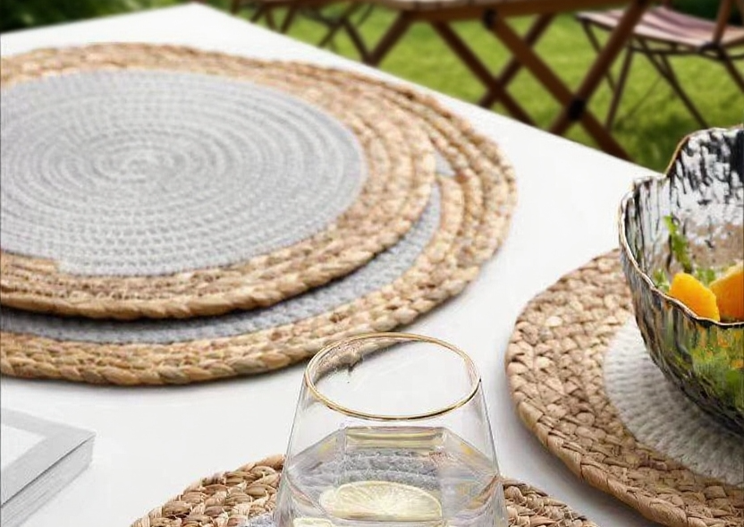 목화 쿠션의 부드러운 질감과 디테일