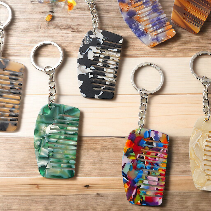 Durable portable comb suitable for all hair types