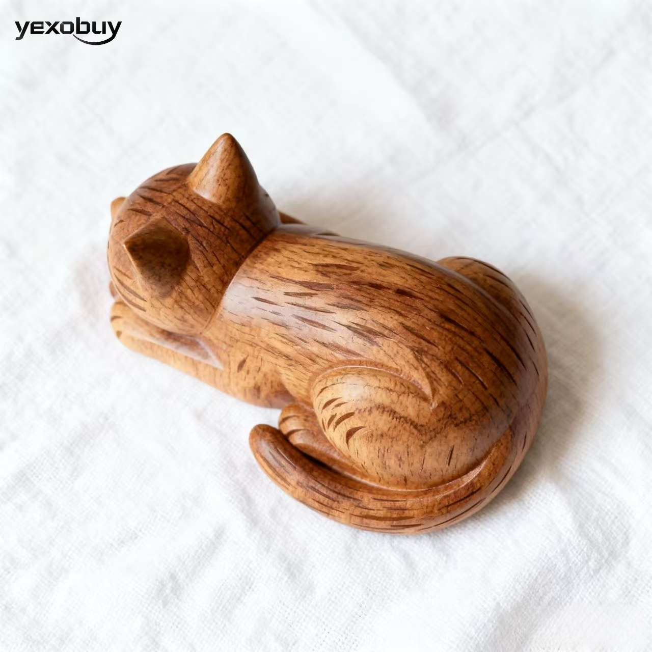 단단한 나무로 조각한 고양이 조각상(2개)