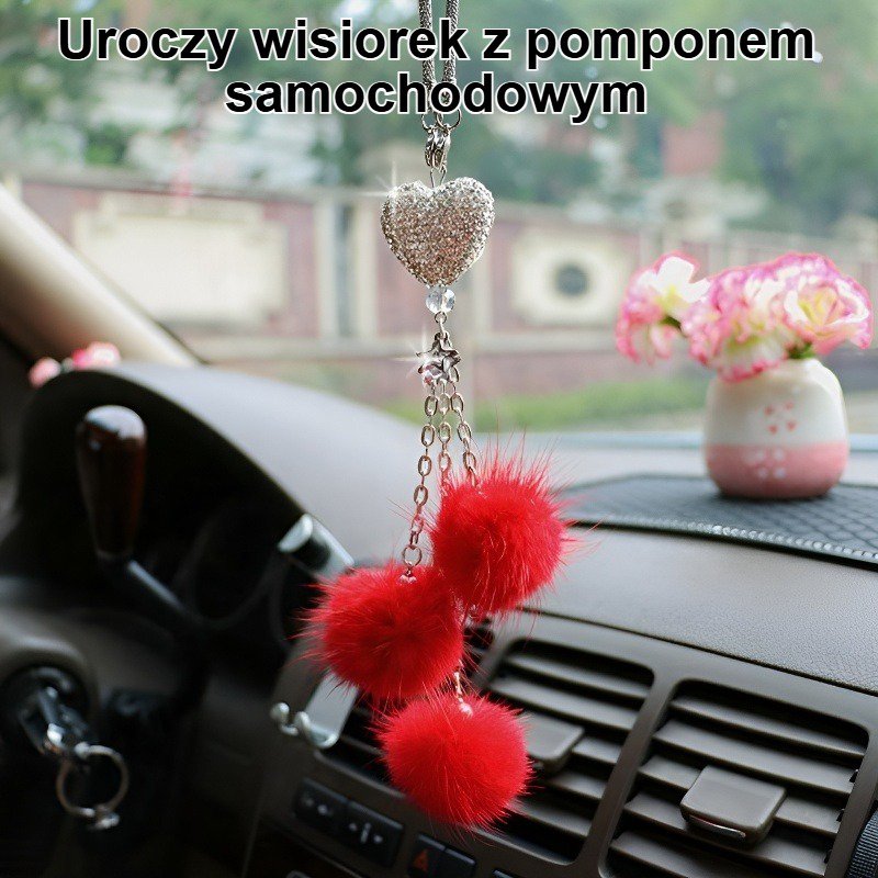 Wisiorek z pomponem samochodowym