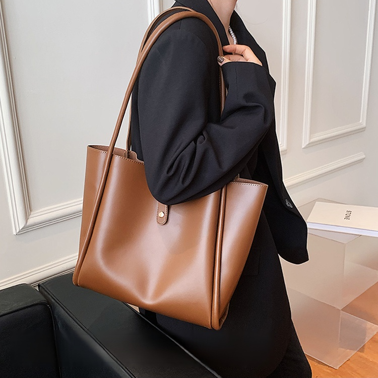 Large Capacity European Style Shoulder Tote Bag