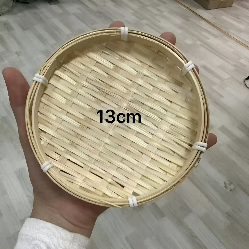 ตะแกรงไม้ไผ่กับตาข่ายกันแมลงสำหรับจัดเก็บ