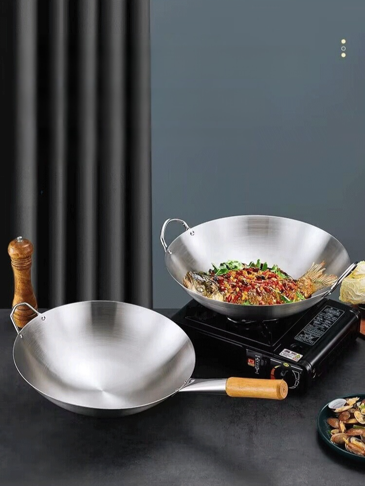 Large stainless steel pan for commercial kitchens