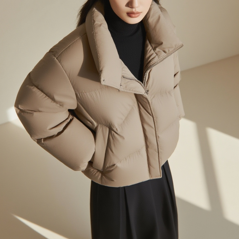 진갈색 숏 다운 점퍼