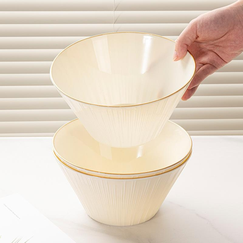 新鮮水果美味小吃拼盤