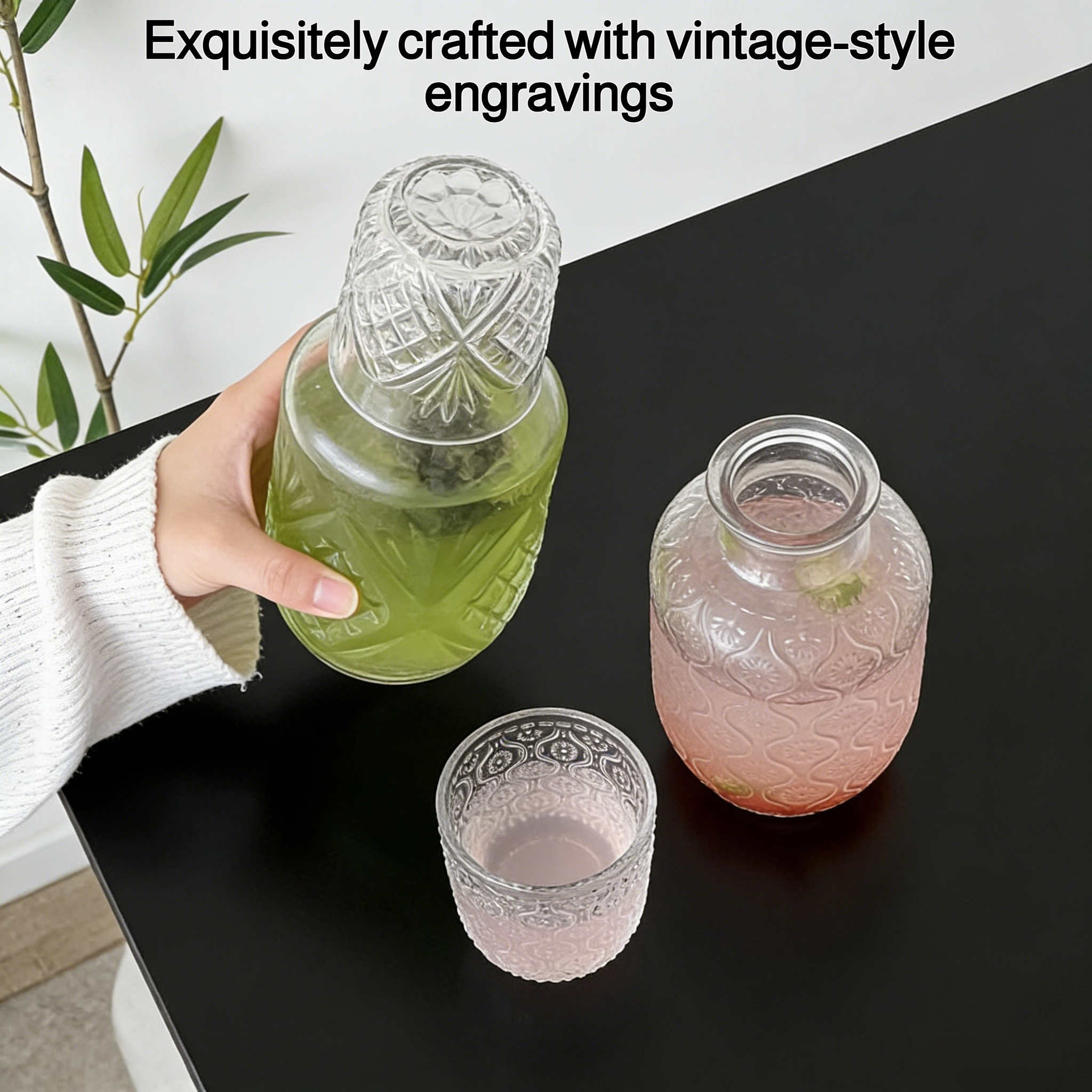 Vintage-style engraved glass tea set (one pot and one cup)