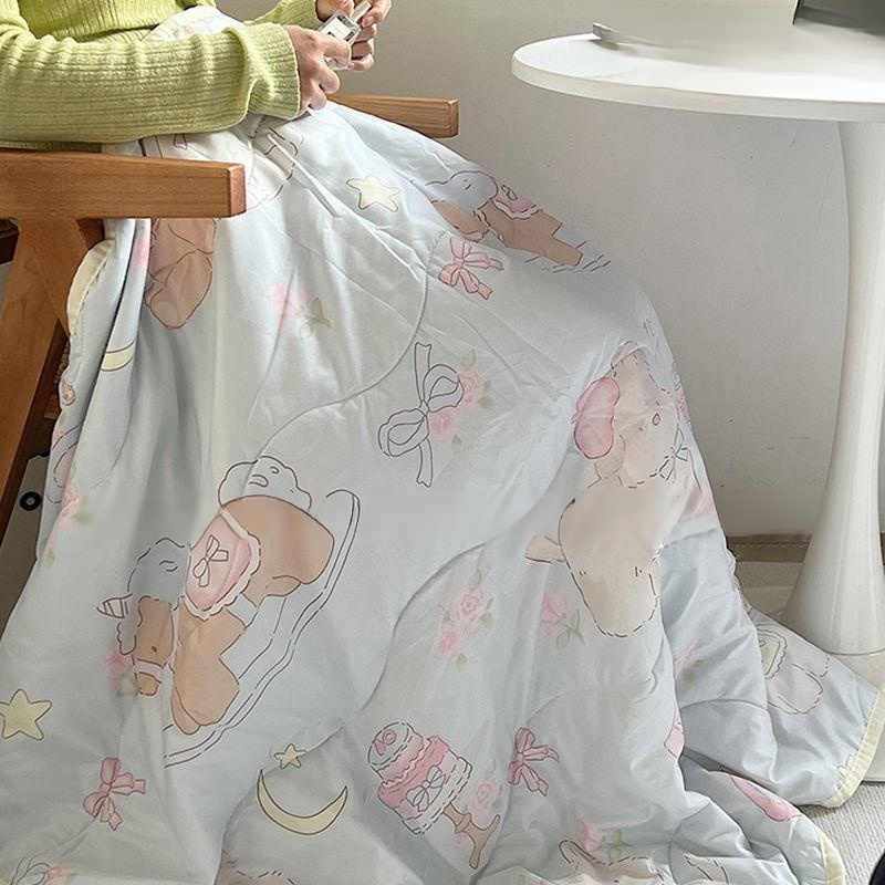 ผ้าห่มบางสำหรับนักเรียนฤดูร้อน ลายหมาน้อยน่ารักสำหรับหอพัก