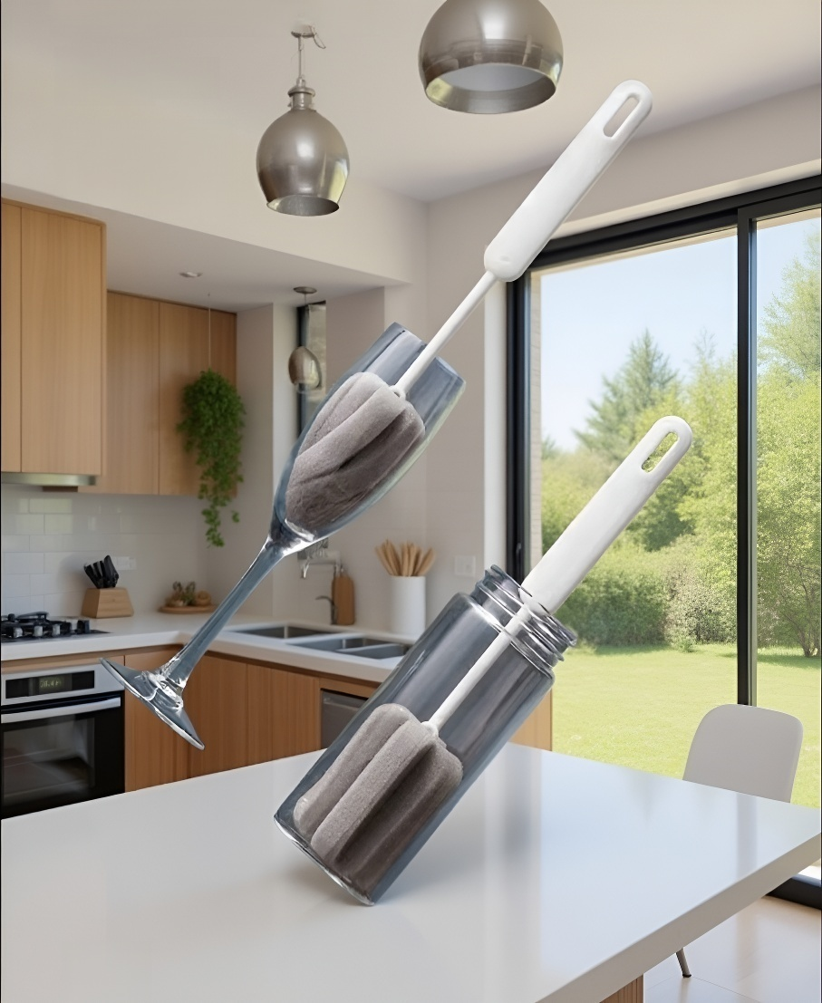 浴室のタイル掃除に便利なブラシ