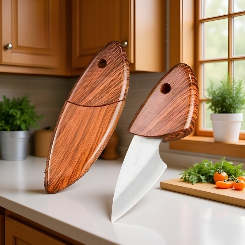 厚みのあるミニナイフ