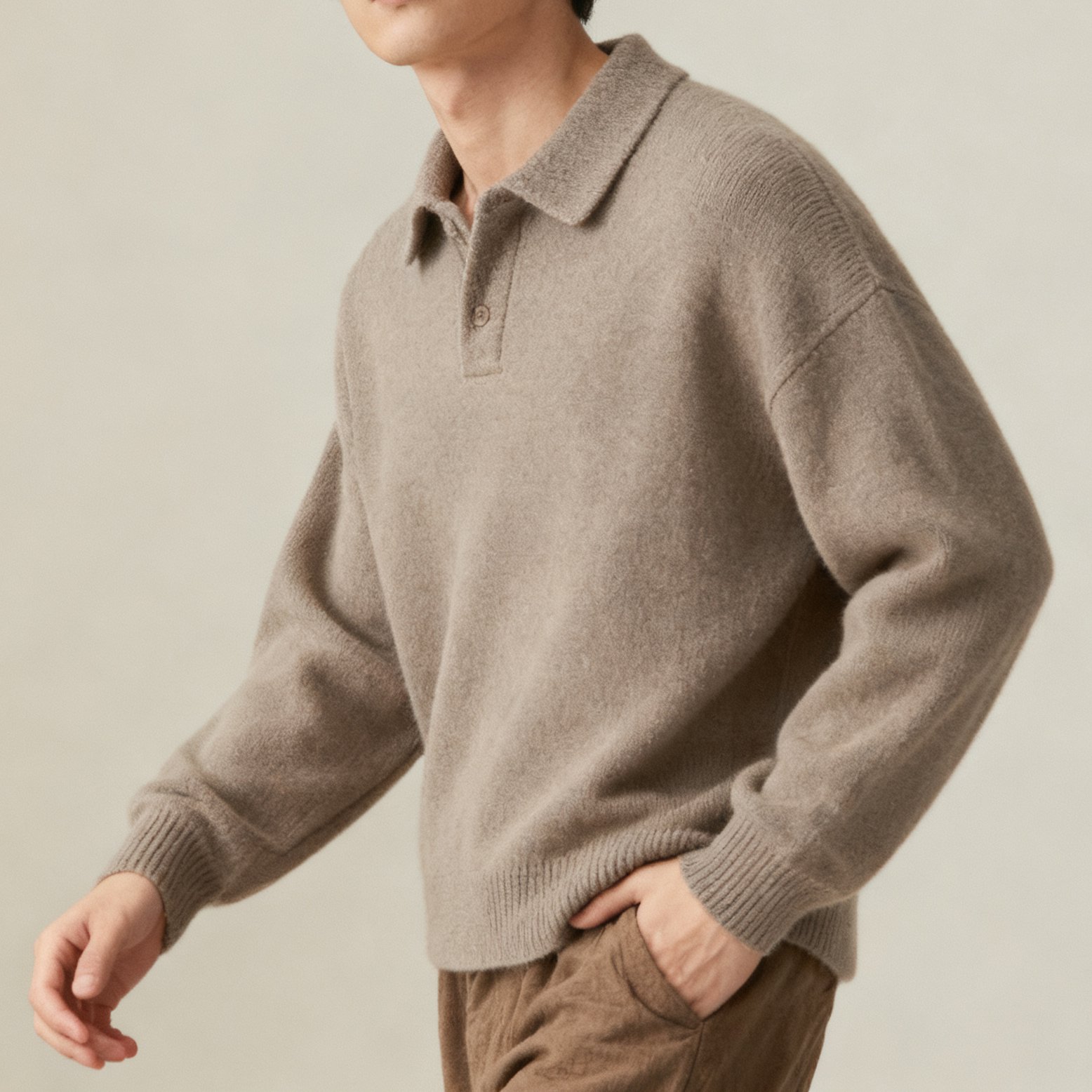  세련된 한국풍 카키 니트