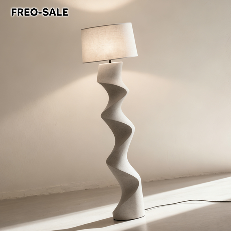 나선형 플로어 램프