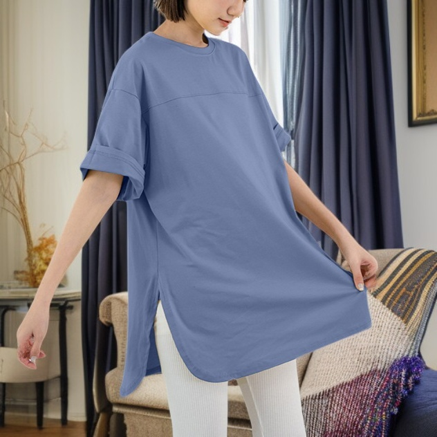 Elegante blusa holgada, de manga corta y cuello redondo en color liso para el trabajo.