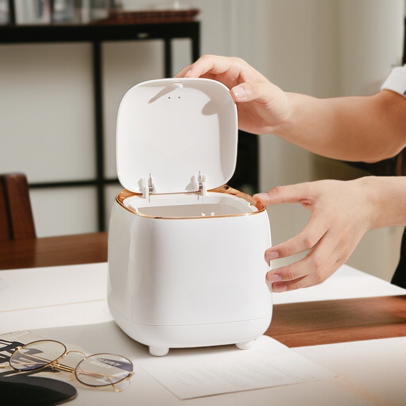 Luxuriöser Pump-Tisch-Mülleimer