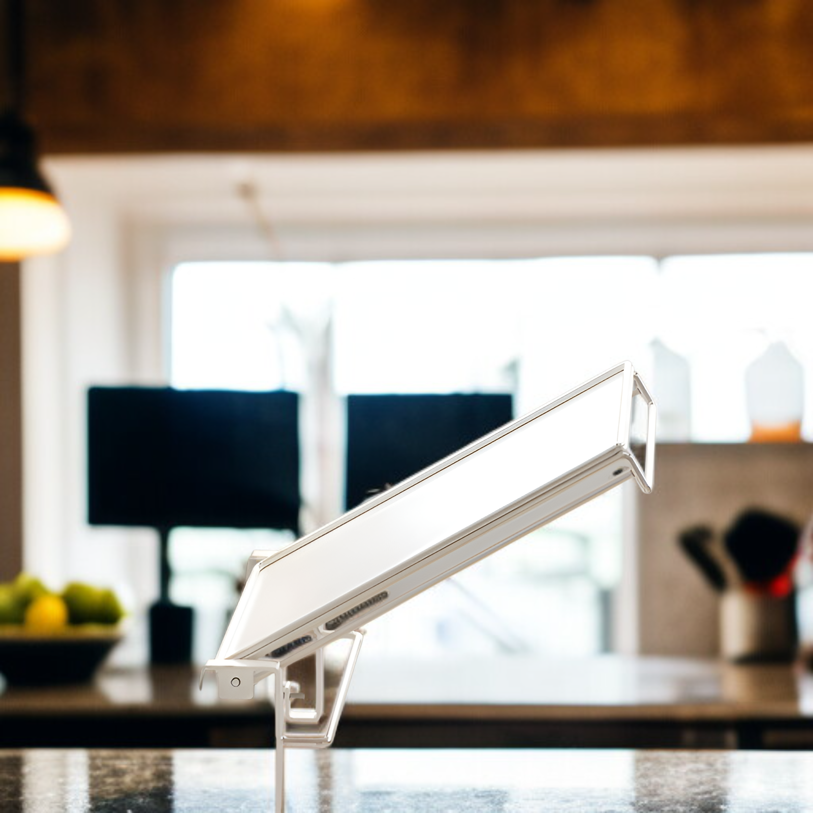 좁은 공간에 적합한 수납 선반