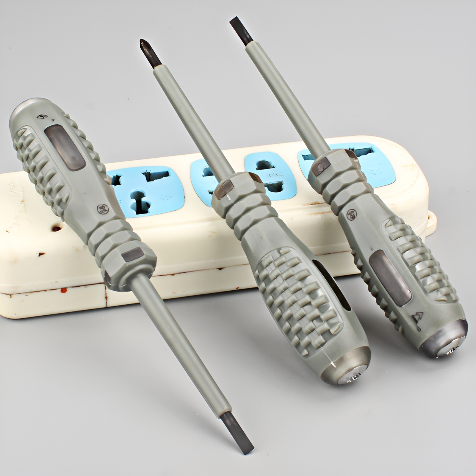 Vielseitiger Elektriker-Teststift