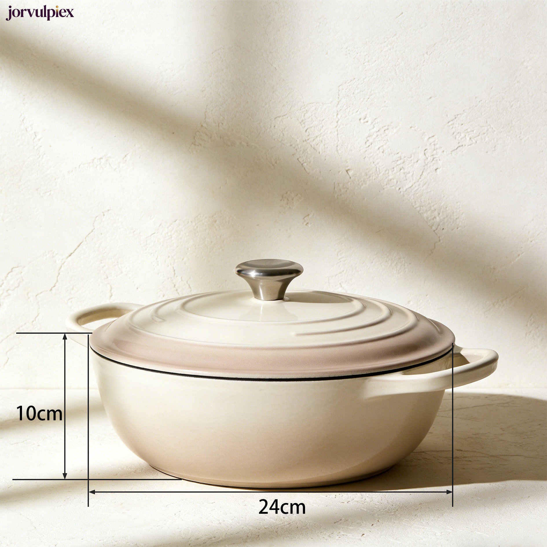 Durable casserole dish with stylish design