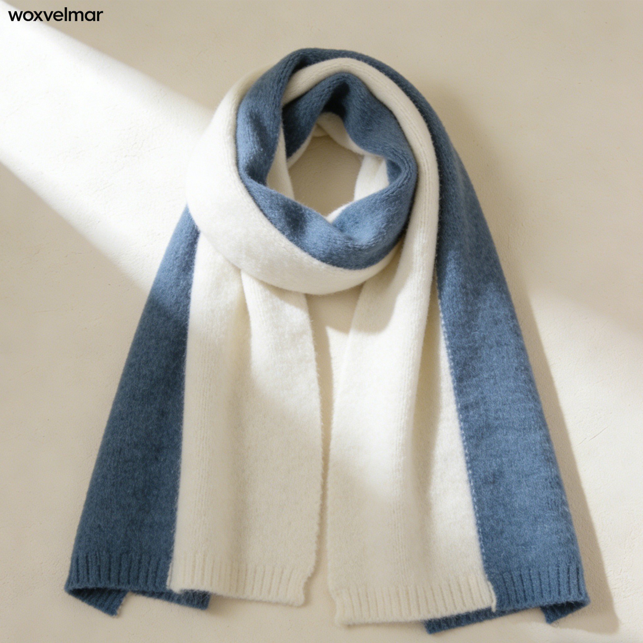 汎用性の高いスカーフを使ったコーディネート例