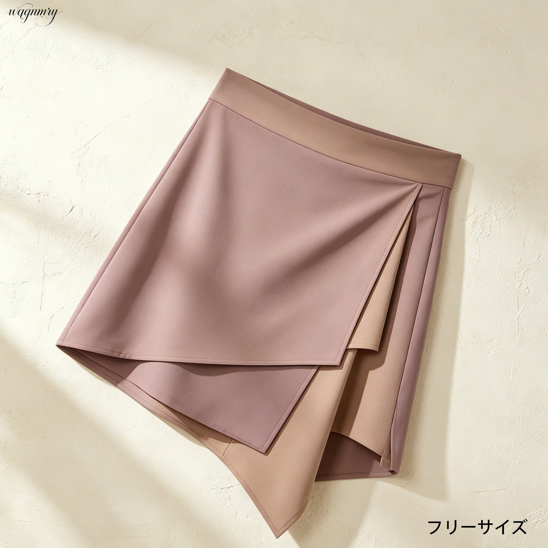 Aラインシルエットのレディースミニスカート
