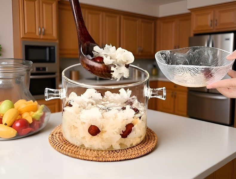 다양한 요리에 적합한 수프 냄비