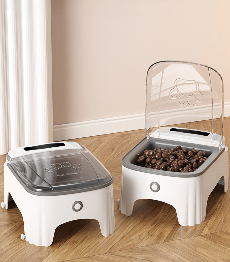 Alimentador Inteligente con Sensor para Mascotas