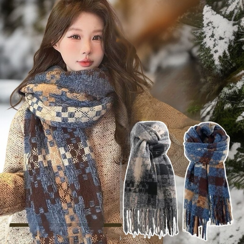 부드럽고 포근한 플레드 니트 스카프