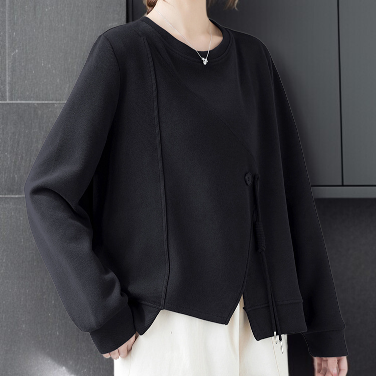 단추 디자인의 나른한 스타일 맨투맨