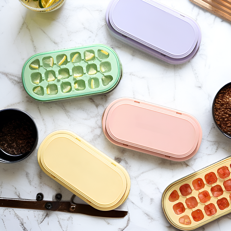 シリコンプレス式製氷ボックス 蓋付き保存用氷型 家庭用食品級アイスキューブ型