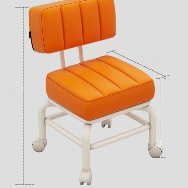 사방으로 회전하는 바퀴가 달린 조용한 벤치