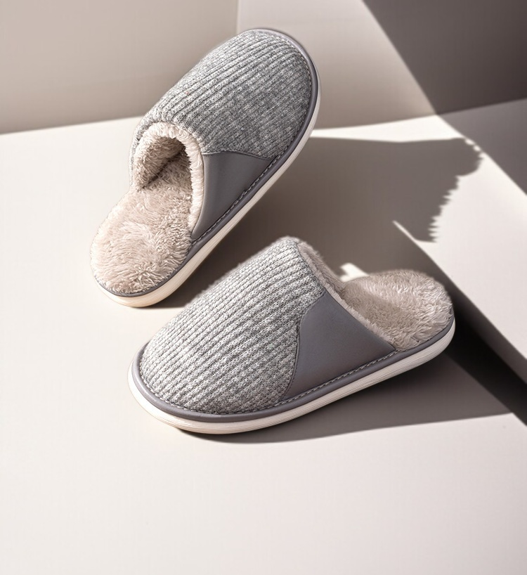 加絨拖鞋底部防滑設計