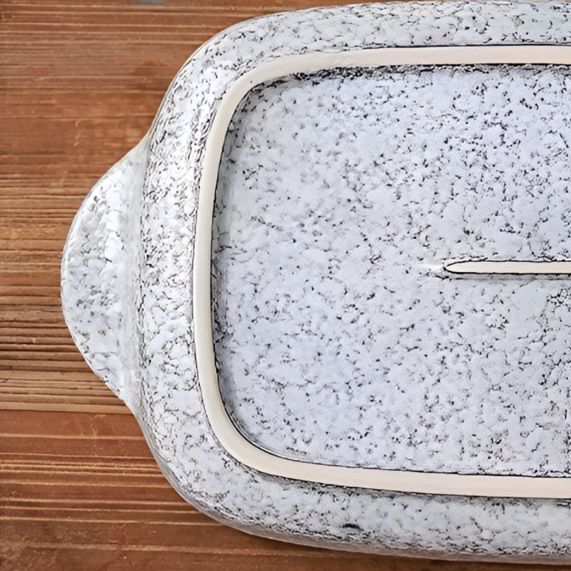 Double-eared baking pan