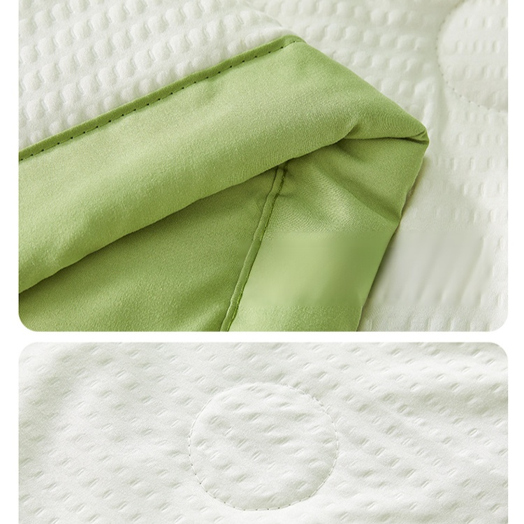 가볍고 시원한 여름용 이불