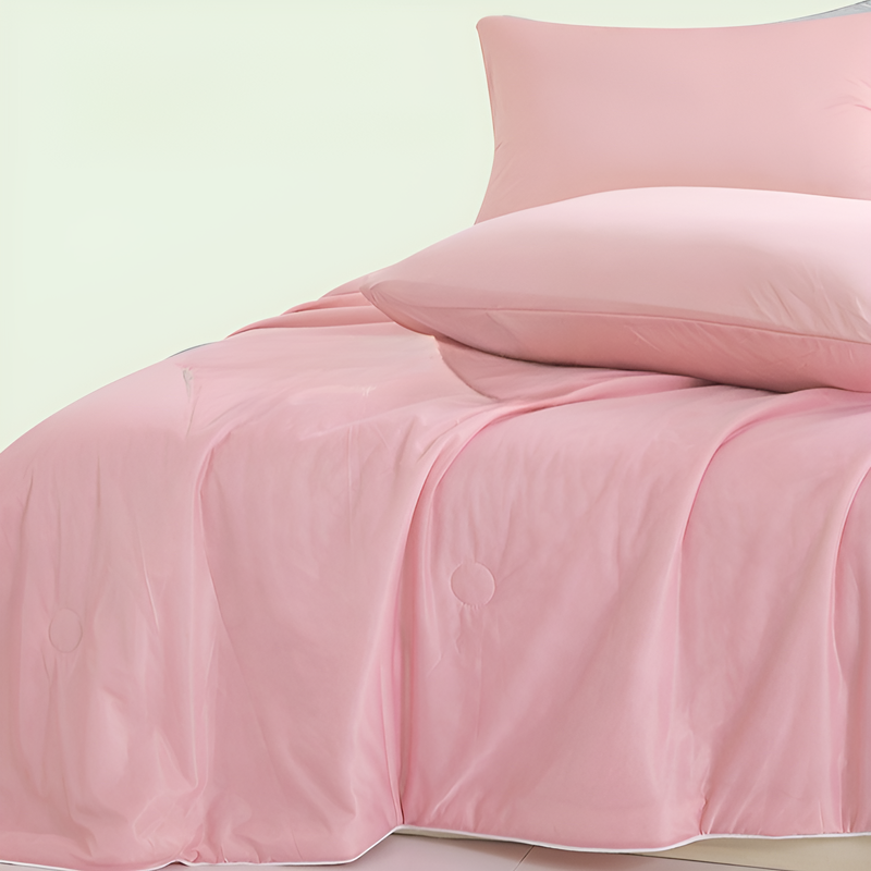 Cool Silk Summer Quilt
