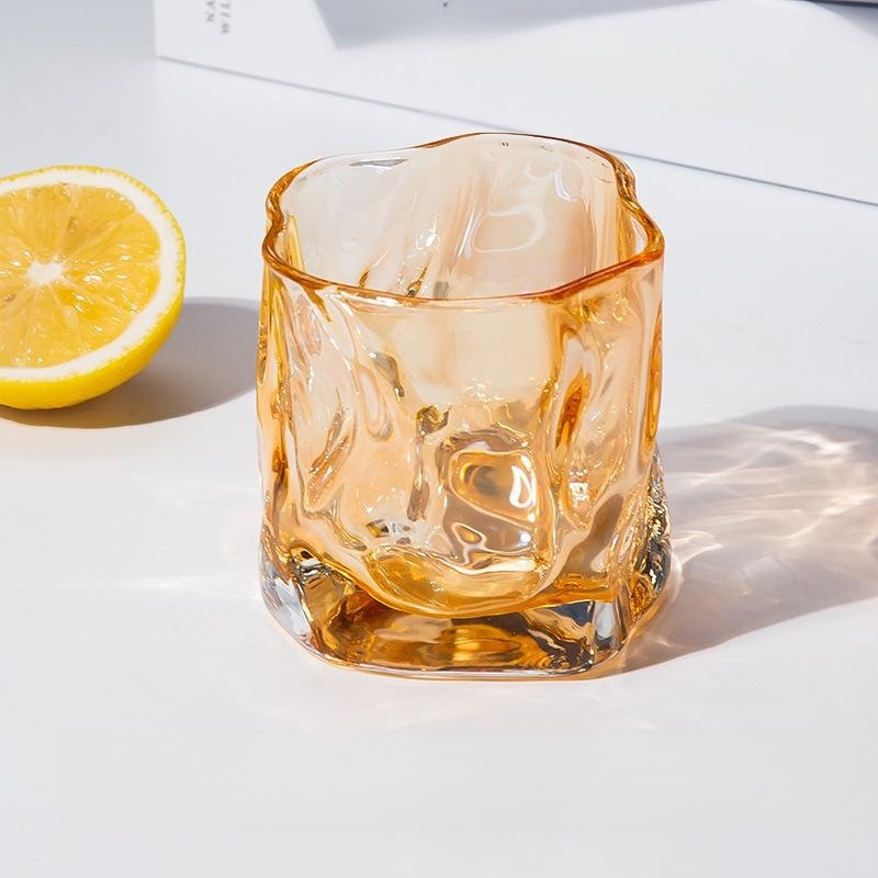 Cooling twisted glass water cup