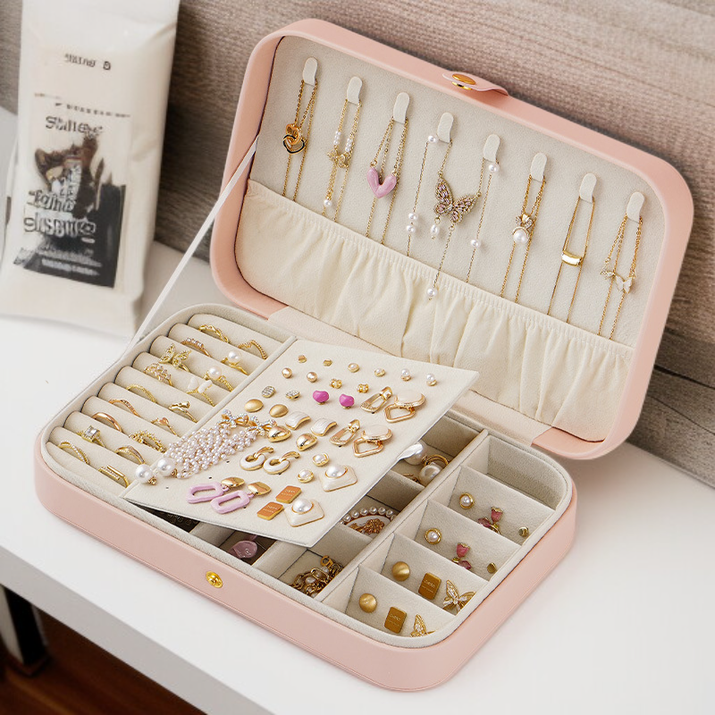 小物収納に最適な小型ジュエリーボックス