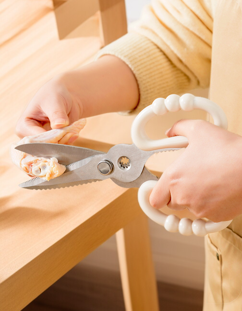 開封作業にも使える多機能はさみ