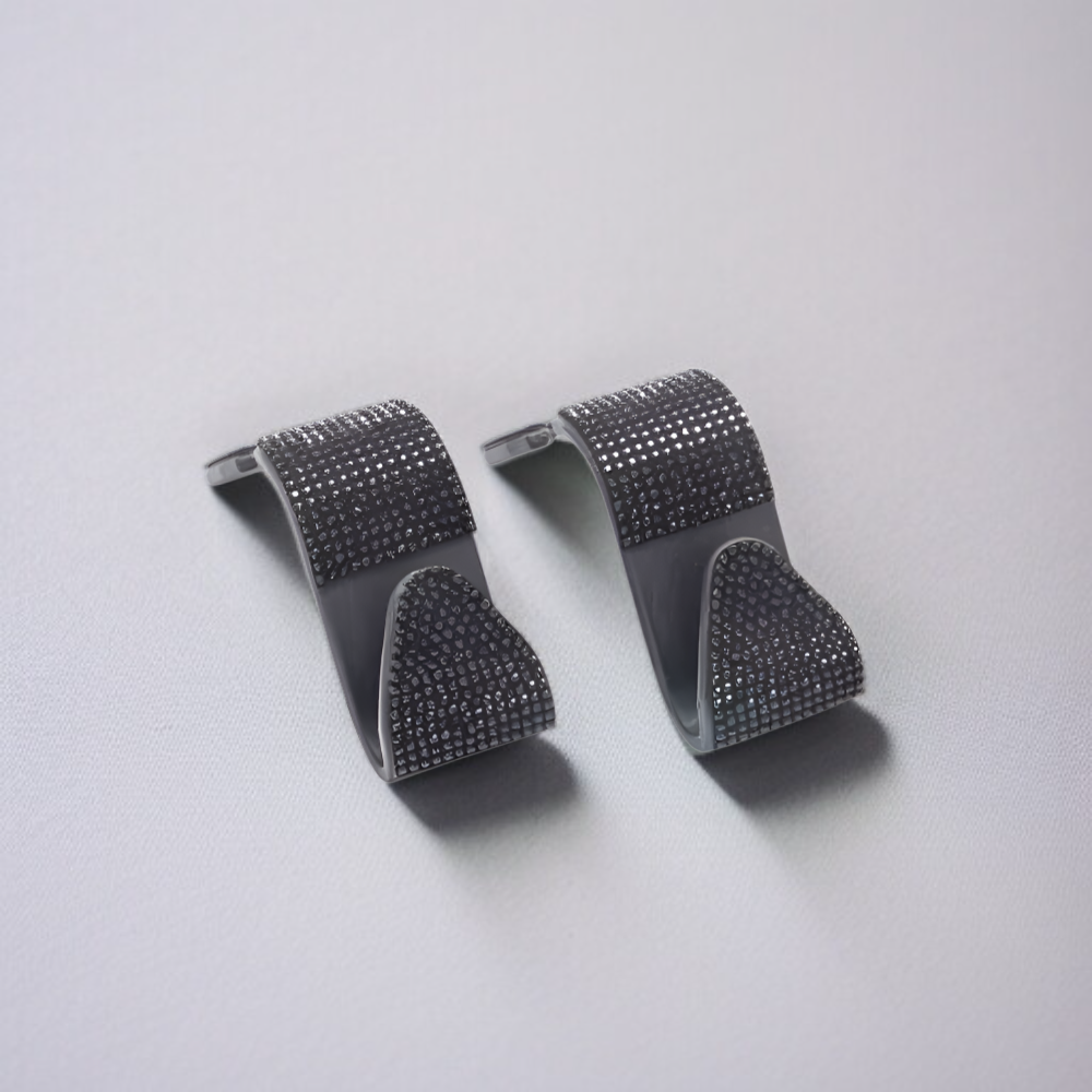 다이아몬드가 박힌 낚싯바늘