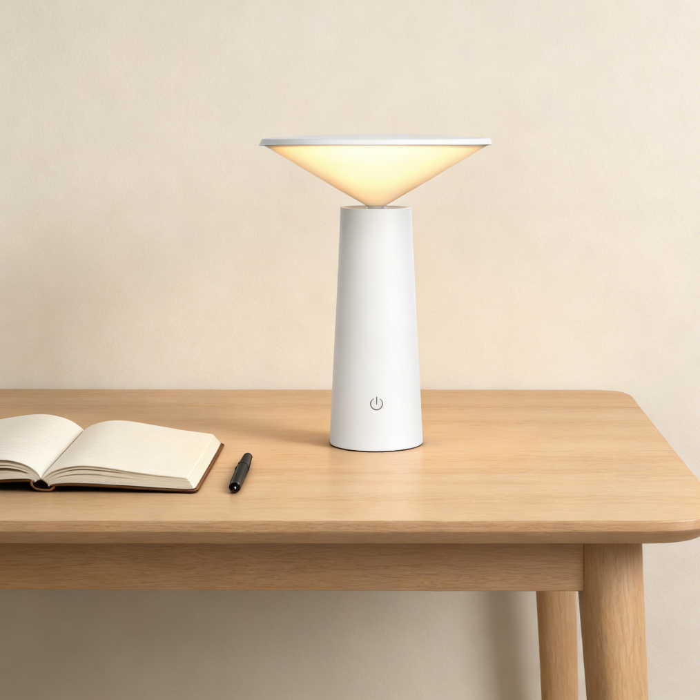 Minimalist wireless desk lamp