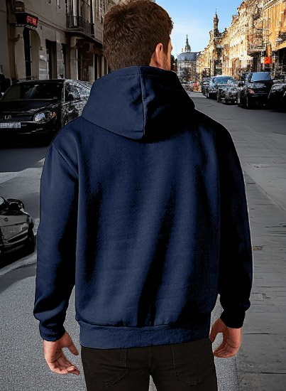 트렌디한 남성 데일리룩 후드티